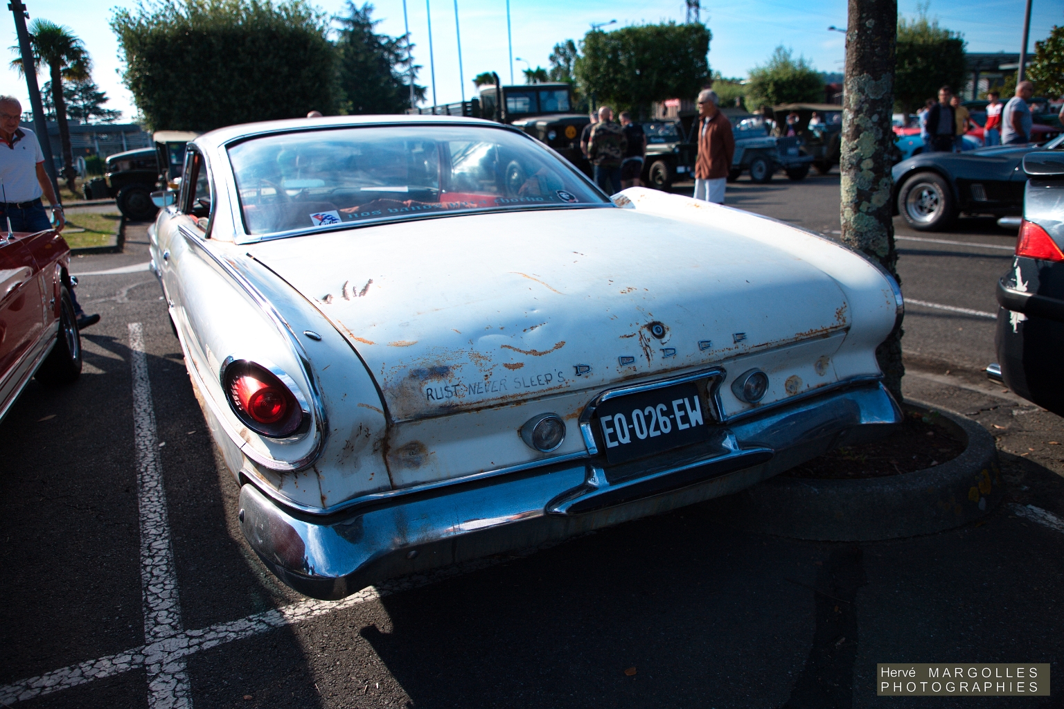 Dodge Polara-03.jpg